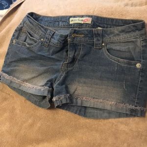 Size 3 Paris blues denim shorts